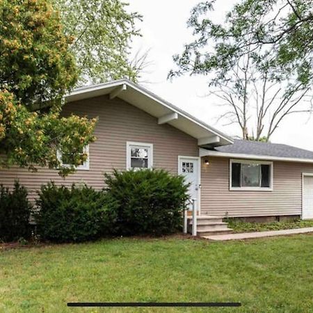 Apartamento Amazing Ranch Mins Away From Airprt/Rit/Dwtn/Uofr Rochester Exterior foto