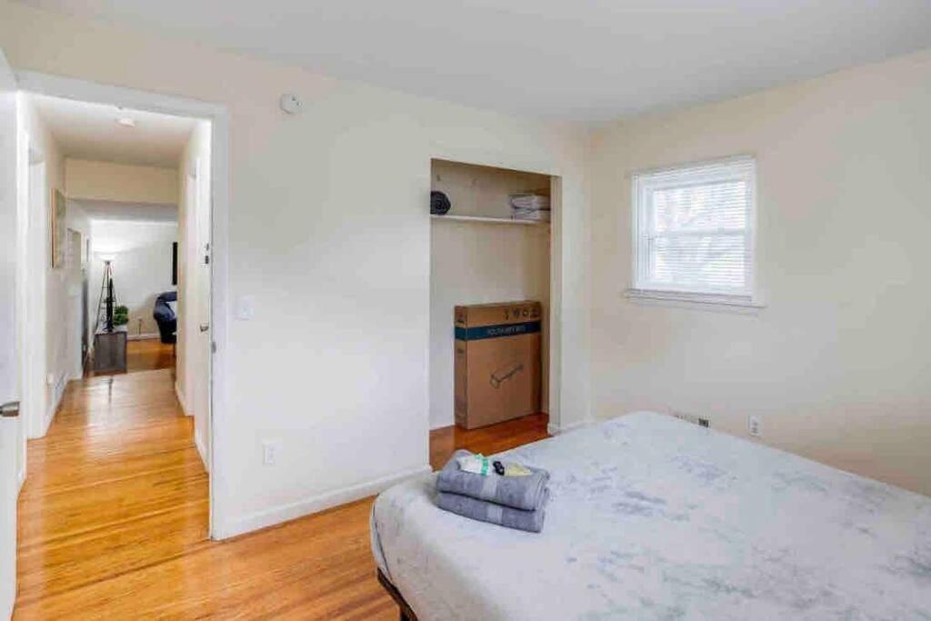 Apartamento Amazing Ranch Mins Away From Airprt/Rit/Dwtn/Uofr Rochester Exterior foto