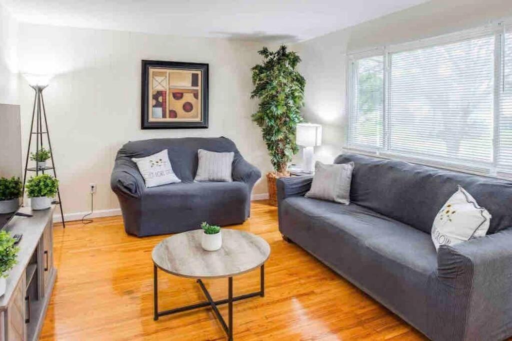 Apartamento Amazing Ranch Mins Away From Airprt/Rit/Dwtn/Uofr Rochester Exterior foto